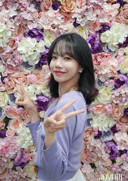 Jo Yu-ri photo