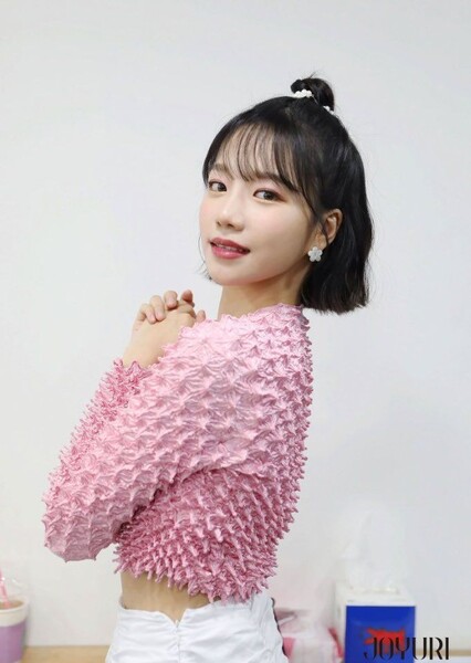 Jo Yu-ri photo