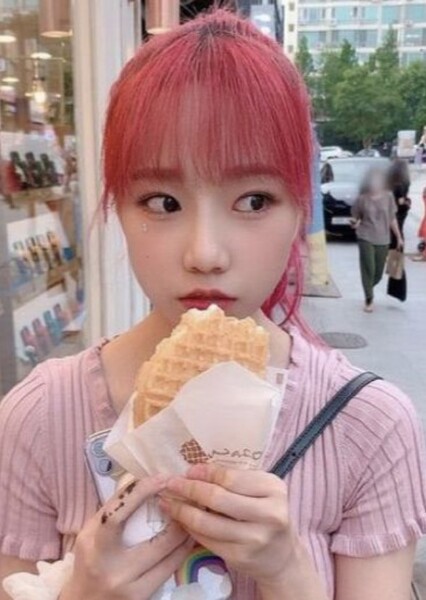 Jo Yu-ri photo