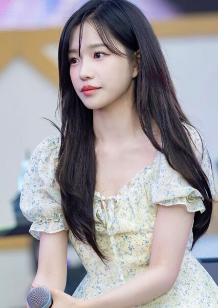 Jo Yu-ri photo