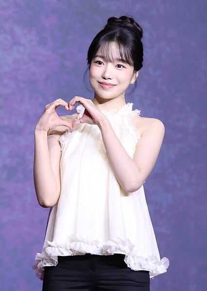 Jo Yu-ri photo