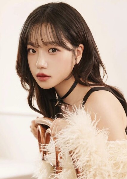 Jo Yu-ri photo