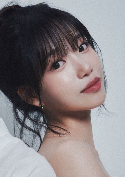Jo Yu-ri photo