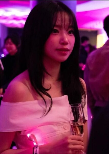 Jo Yu-ri photo