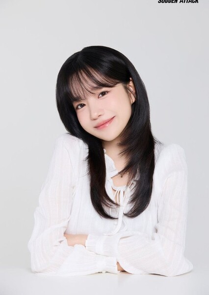 Jo Yu-ri photo