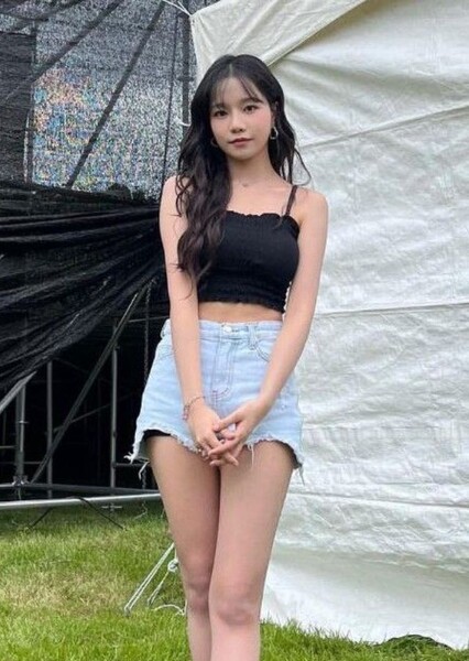 Jo Yu-ri photo