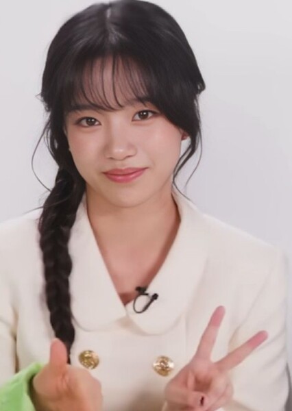 Jo Yu-ri photo