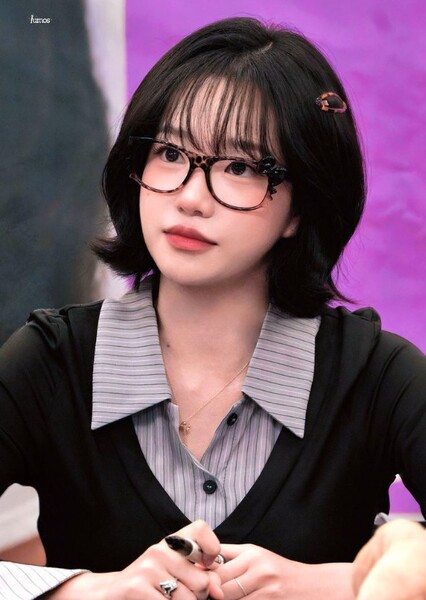 Jo Yu-ri photo