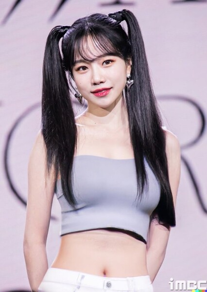 Jo Yu-ri photo