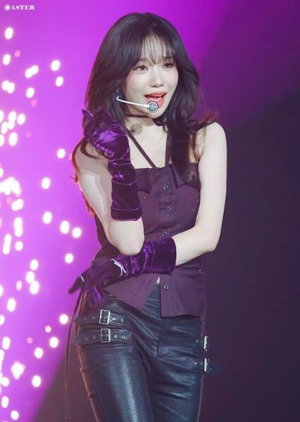Jo Yu-ri photo