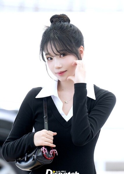 Jo Yu-ri photo