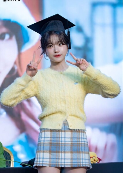 Jo Yu-ri photo