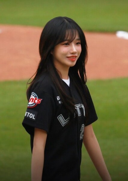 Jo Yu-ri photo