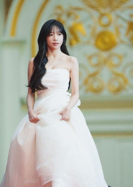 Jo Yu-ri photo