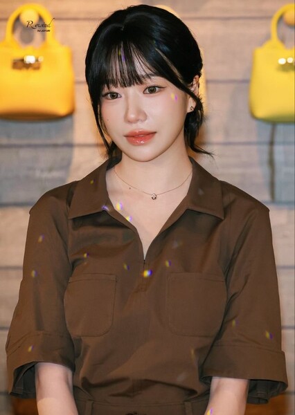 Jo Yu-ri photo