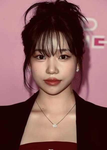 Jo Yu-ri photo