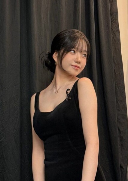 Jo Yu-ri photo