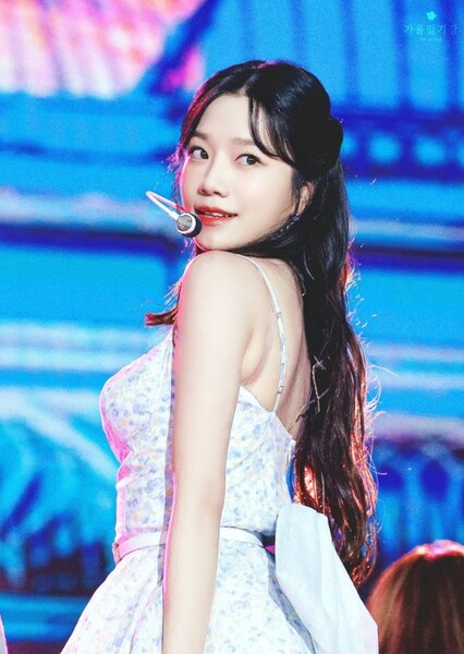 Jo Yu-ri photo