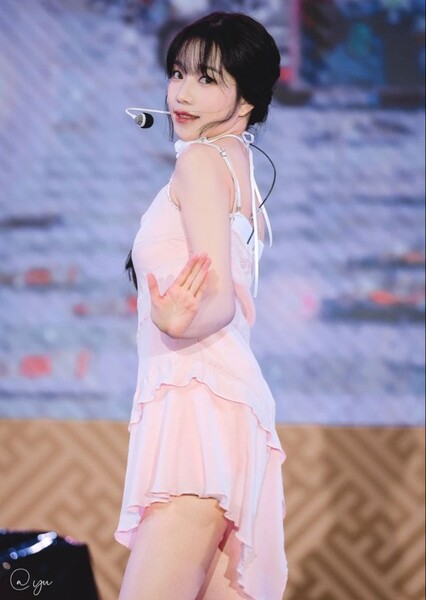 Jo Yu-ri photo