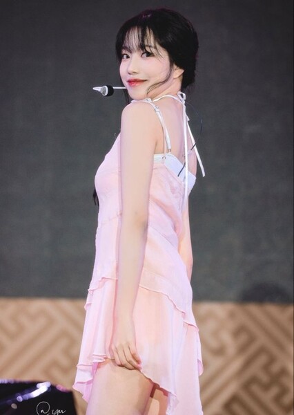 Jo Yu-ri photo