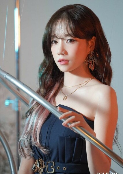 Jo Yu-ri photo