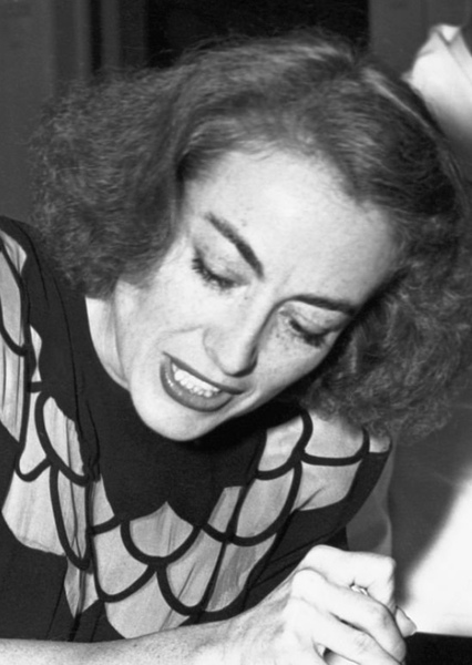 Joan Crawford photo
