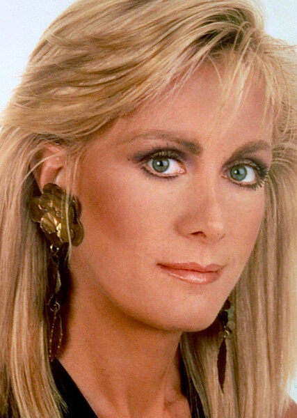 Joan Van Ark