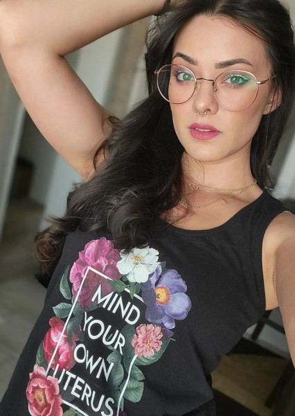 Joanie Brosas photo