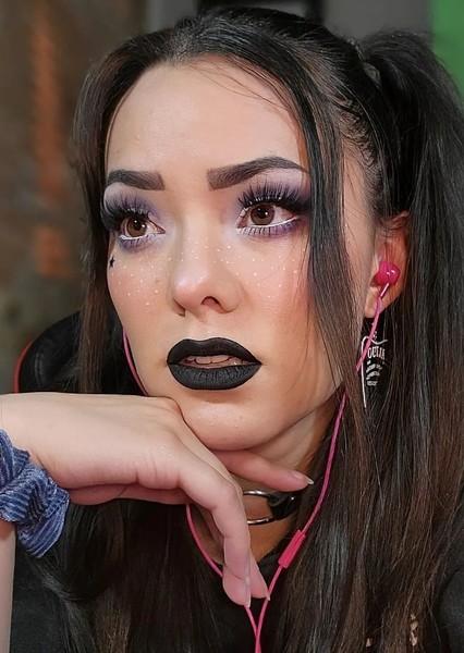 Joanie Brosas photo