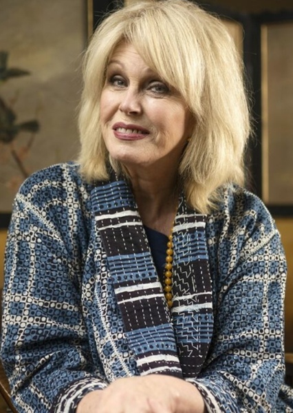 Joanna Lumley photo
