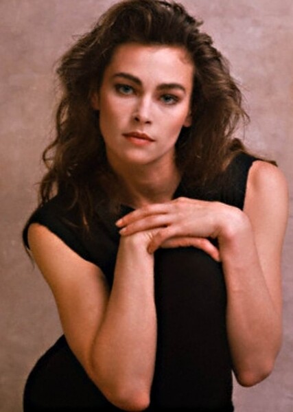 Joanna Pacula photo