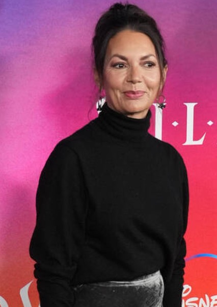 Joanne Whalley photo