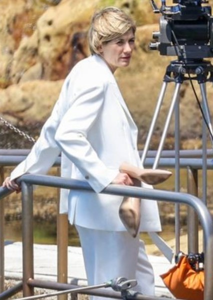 Jodie Whittaker photo
