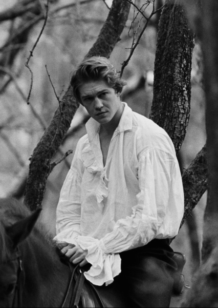 Joe Alwyn photo