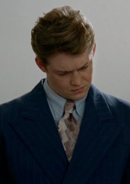 Joe Alwyn photo