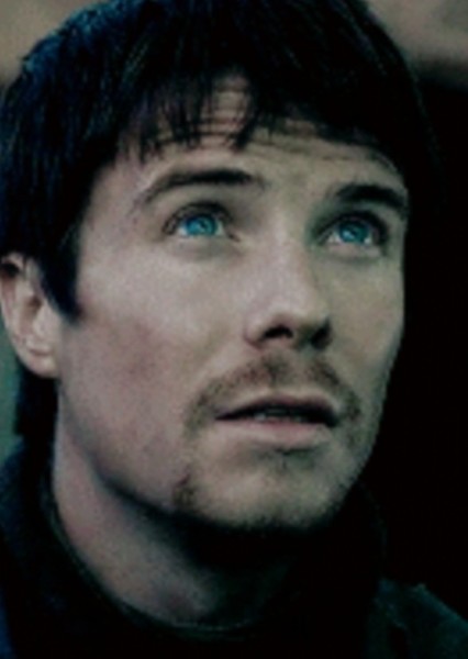 Joe Dempsie photo