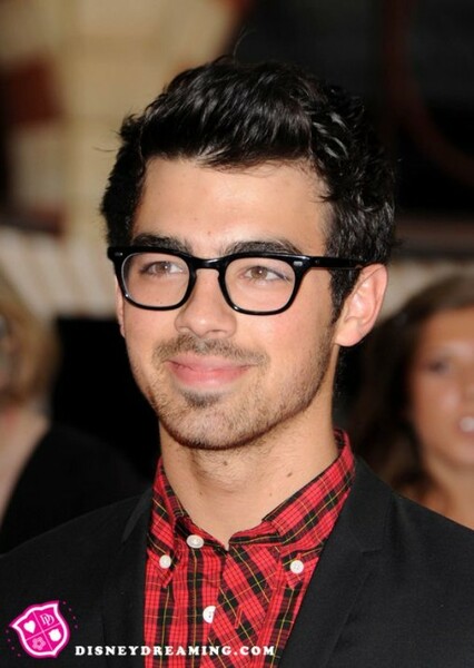 Joe Jonas photo