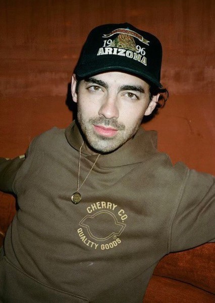 Joe Jonas photo