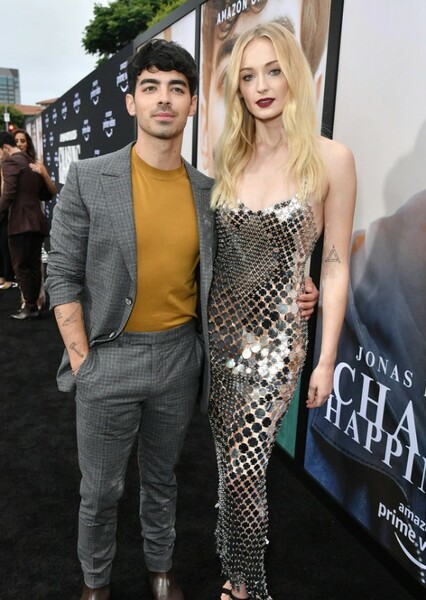 Joe Jonas and Sophie Turner photo