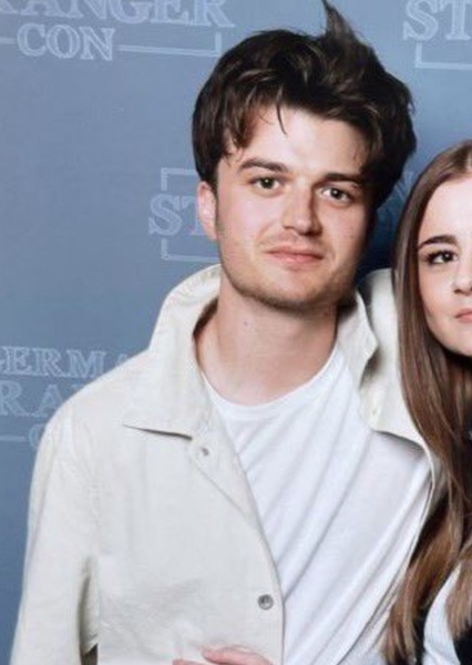 Joe Keery photo