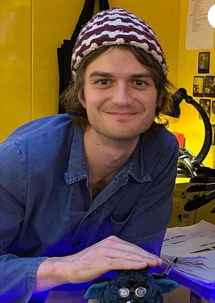 Joe Keery photo