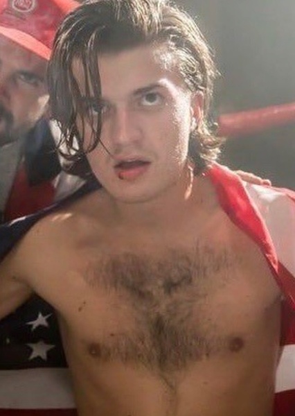 Joe Keery photo