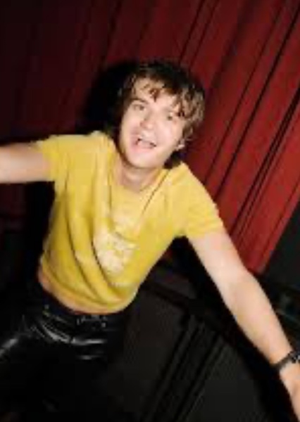 Joe Keery photo