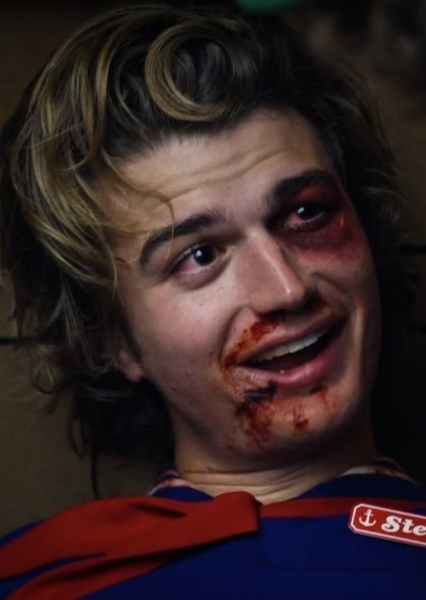 Joe Keery photo