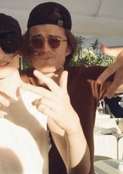 Joe Keery photo