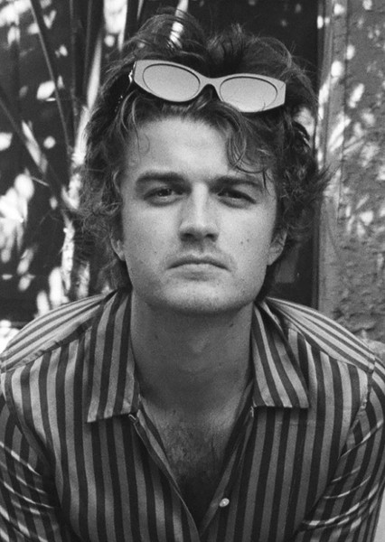 Joe Keery photo