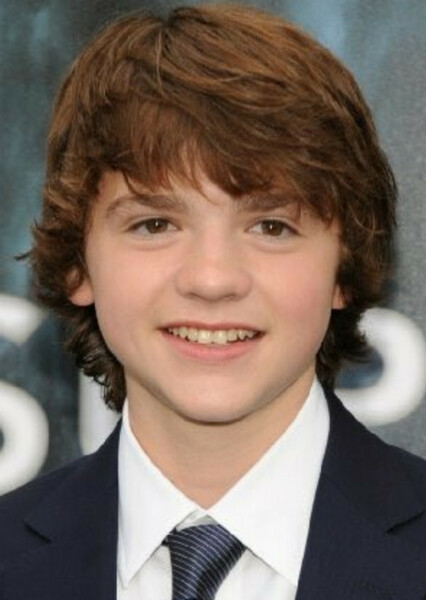 Joel Courtney photo