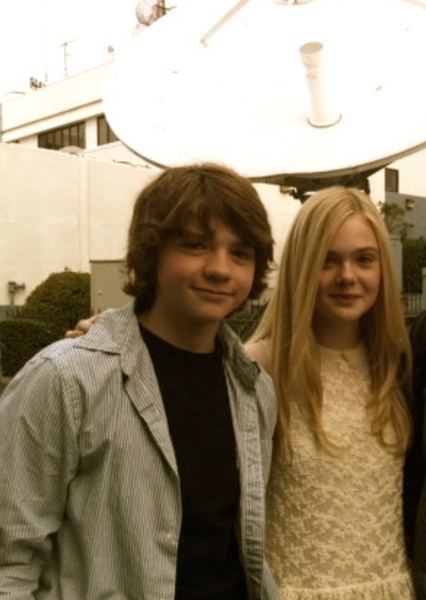 Joel Courtney and Elle Fanning photo