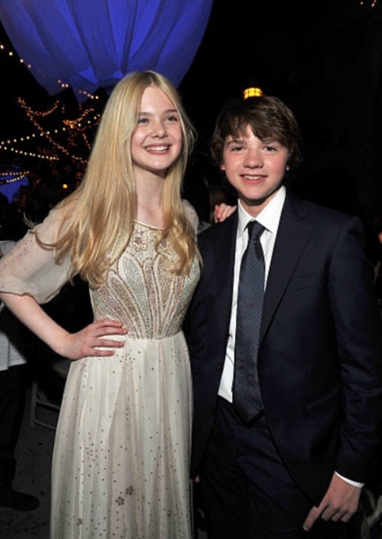 Joel Courtney and Elle Fanning photo