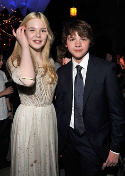 Joel Courtney and Elle Fanning photo
